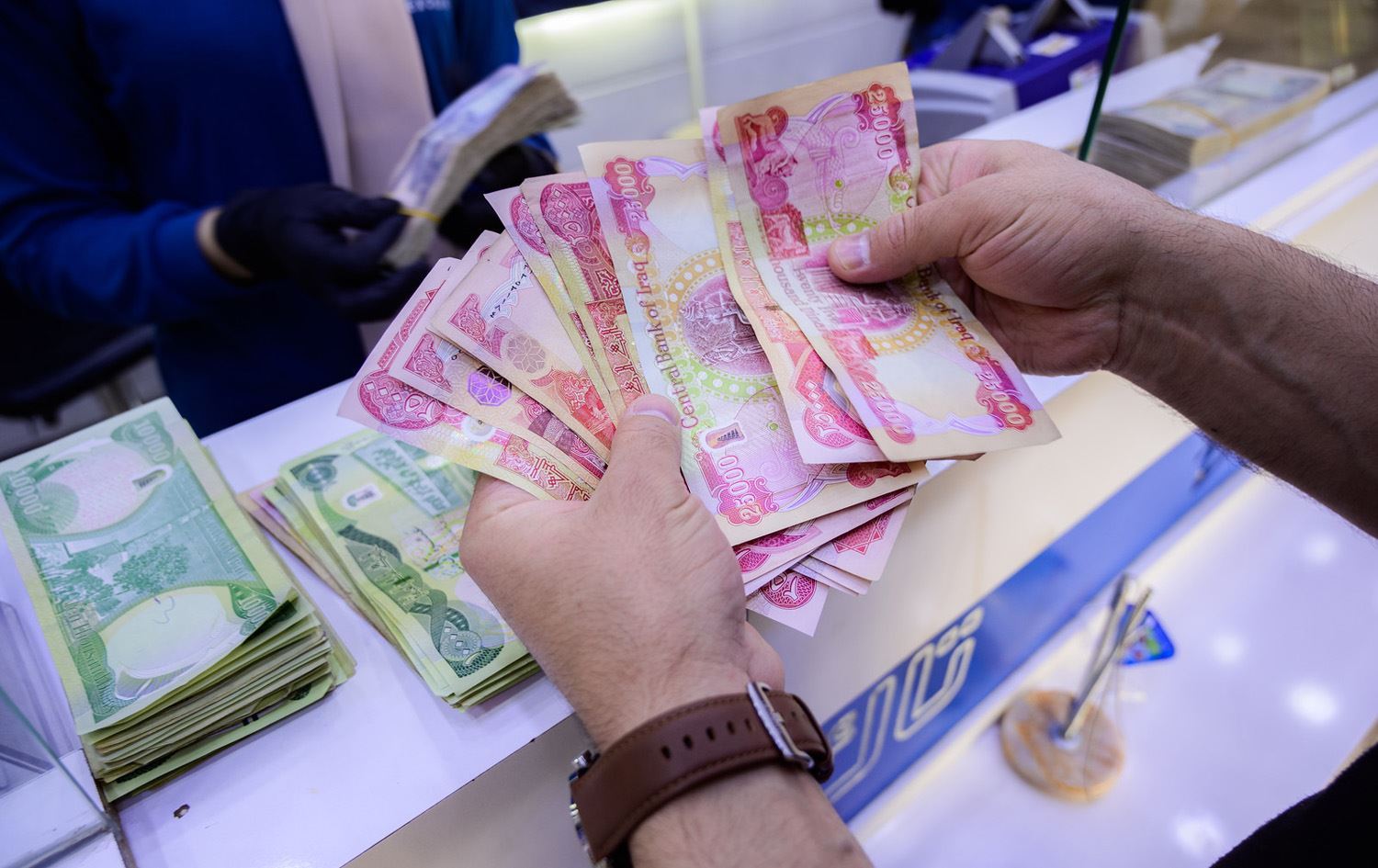 تربية واسط تستقطع نسبة1% من رواتب منتسبيها تحت عنوان مشروع توطين الرواتب - وثيقة