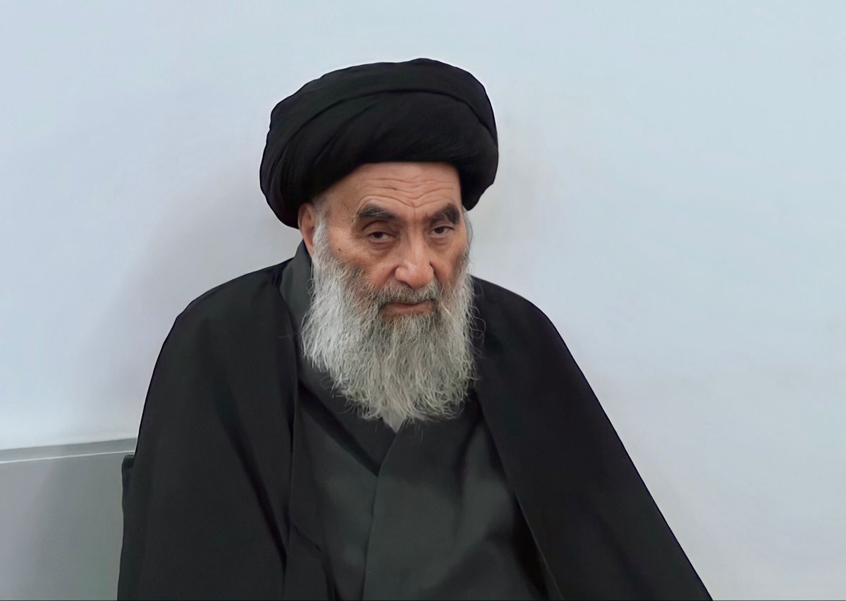 الحكومة العراقية ترفض "بأشدّ" العبارات أي مساسٍ بمكانة المرجعية