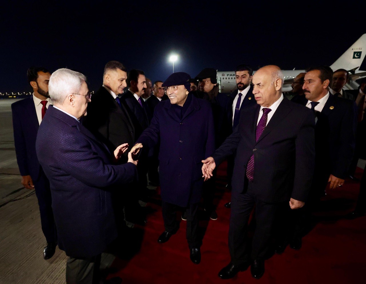 بغداد تستقبل زرداري.. جدول أعمال حافل يبدأ صباح الأحد