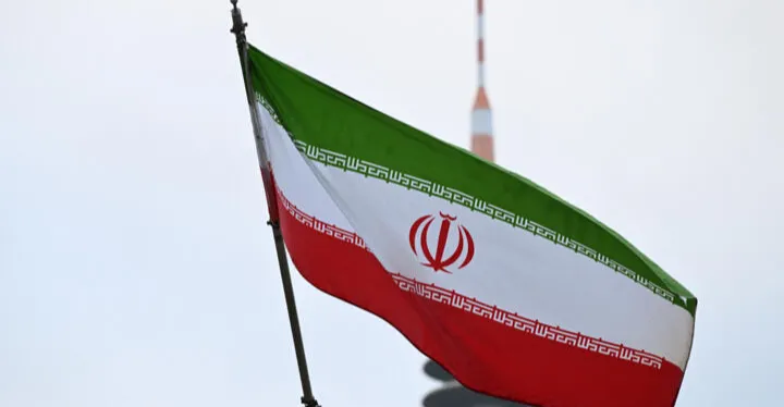 إيران: الحشد العسكري الأمريكي لن يخيفنا.. وموعدنا الخميس