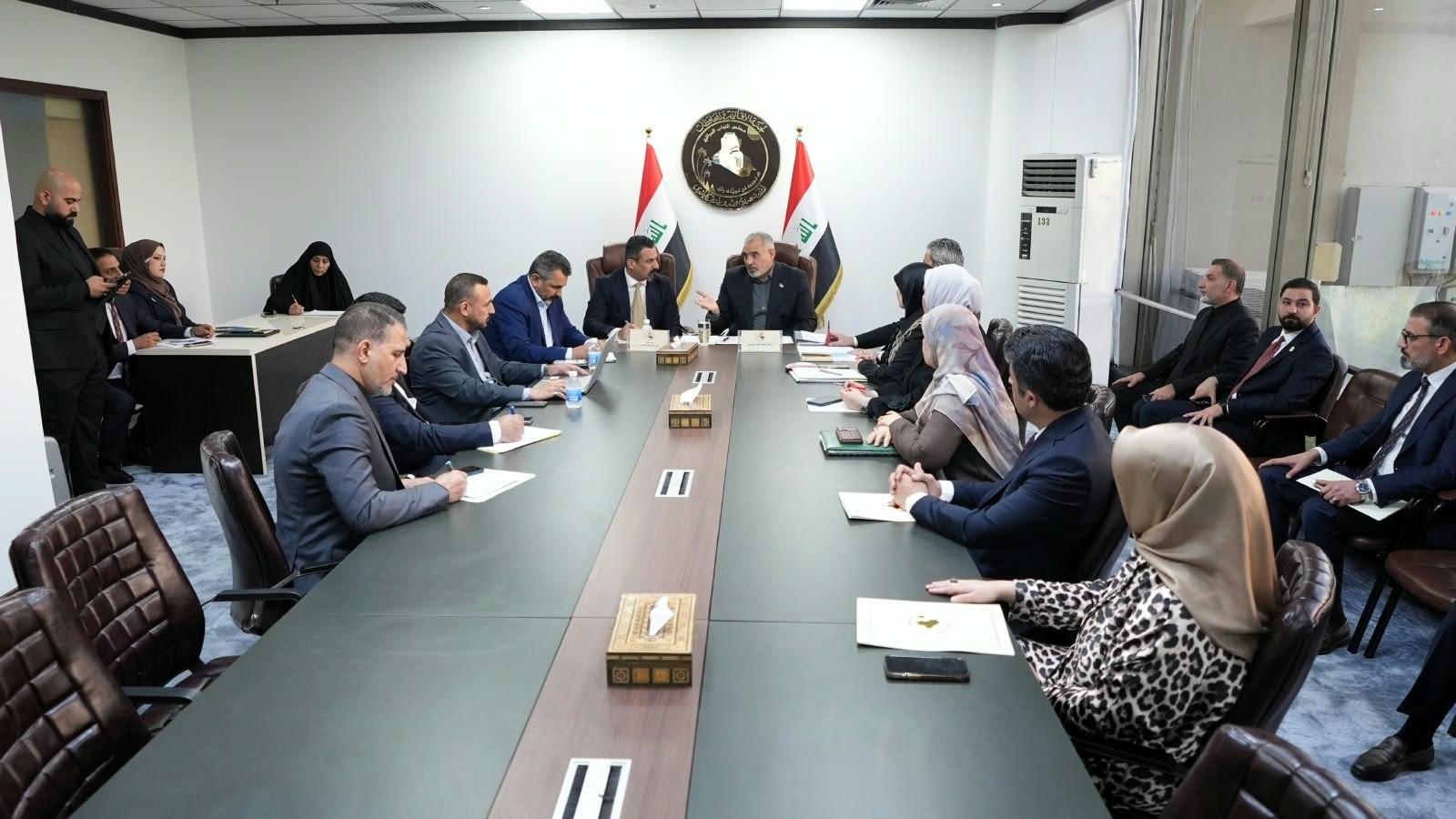 توجيه نيابي بإعلان نتائج تقييم أداء الوزارات للرأي العام